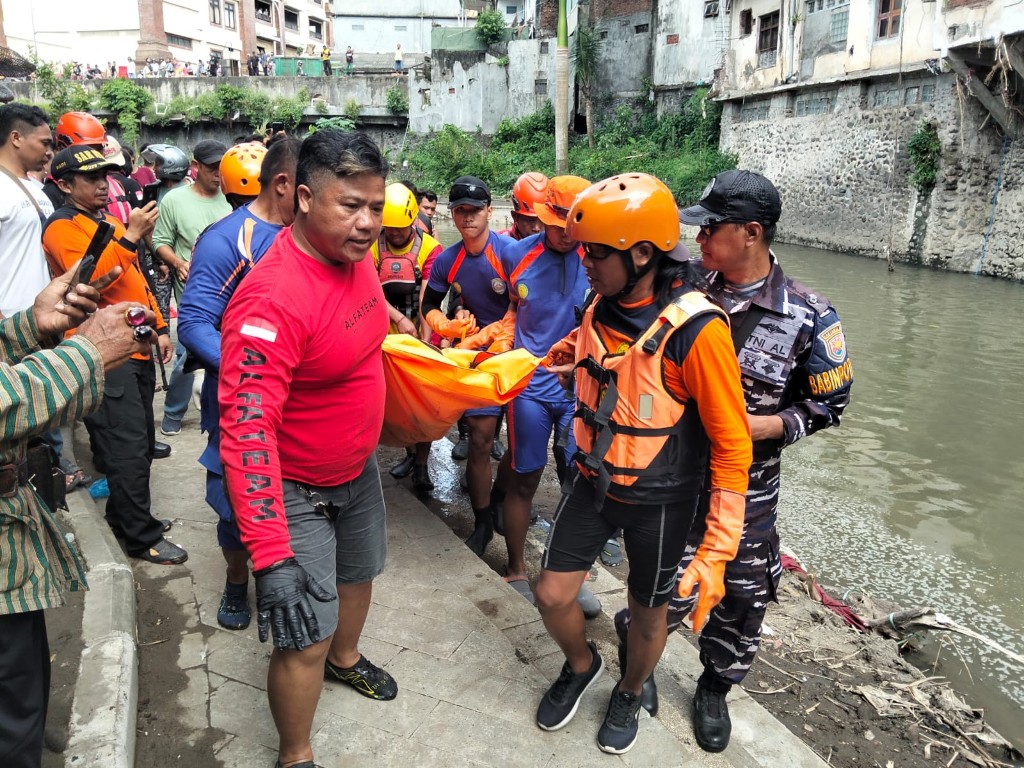 Pemancing yang tenggelam di tukad Badung ditemukan