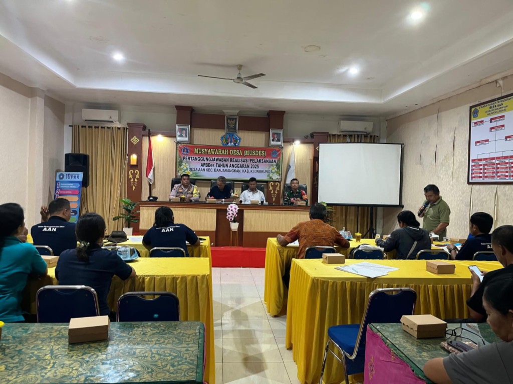 Babinsa Koramil Banjarangkan Atensi Musdes Di Desa Aan