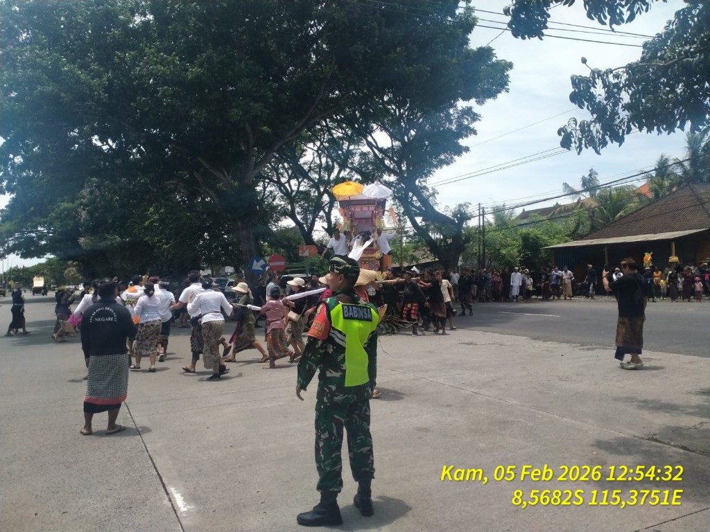 Tiga Pilar Desa Negari Kawal Upacara Keagamaan