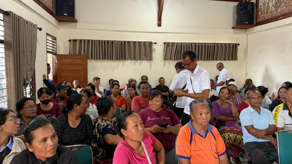 Babinsa Takmung Hadiri Penyerahan Kartu BPJS Ketenagakerjaan