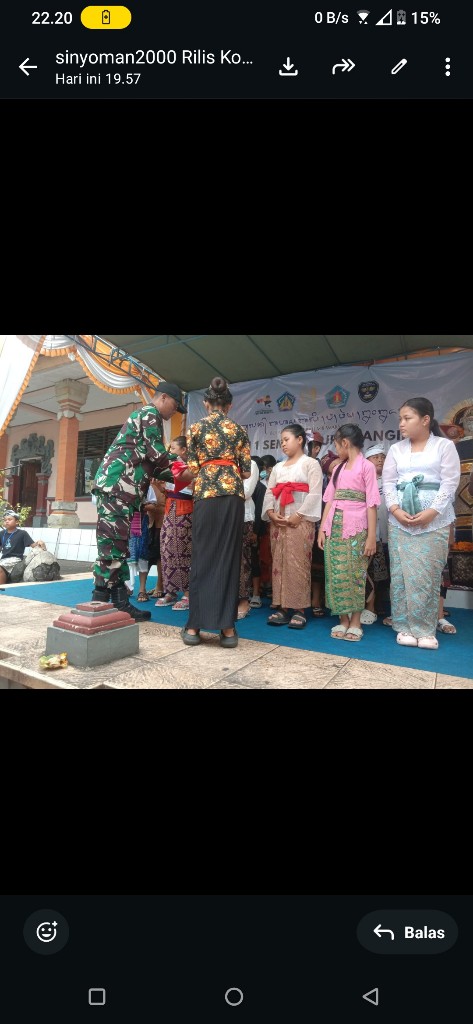 Babinsa Koramil Klungkung Dampingi Bulan bahasa Bali VIII Di Semarapura kangin