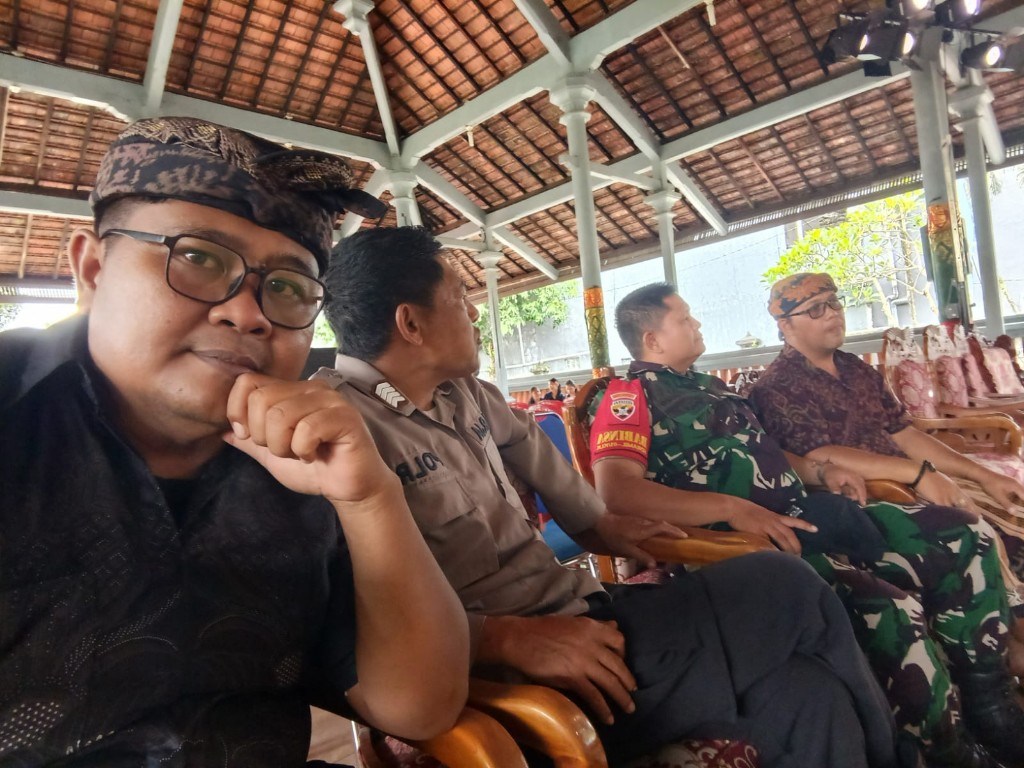 Babinsa Semarapura Kaja Hadiri  Lomba Tari Rangde Dan Mekendang Tunggal