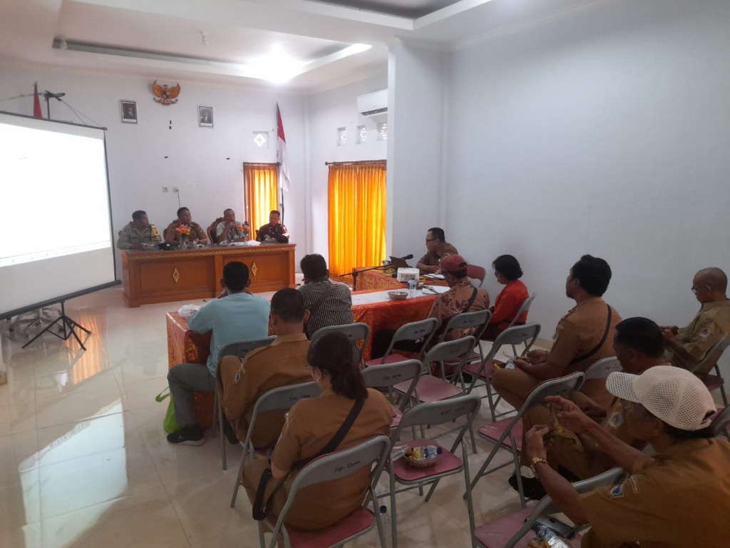 Babinsa Koramil Banjarangkan Atensi Musdes Di Desa Negari