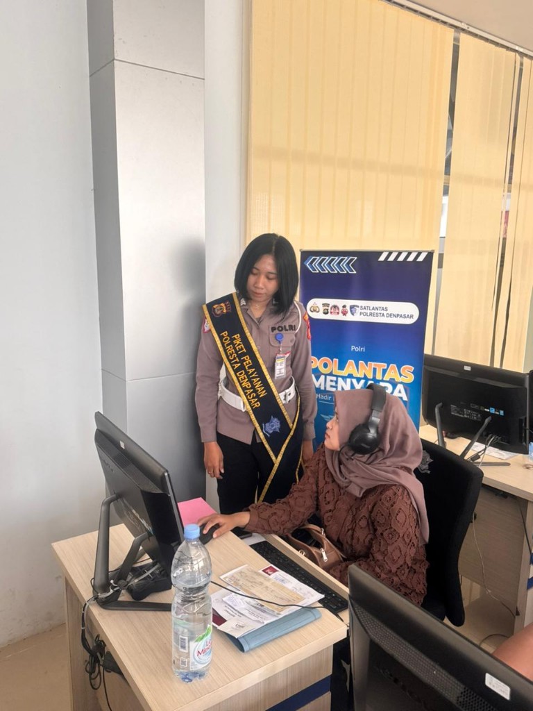 Pemohon Dilayani Ramah dan Profesional, Upaya Satpas SIM...