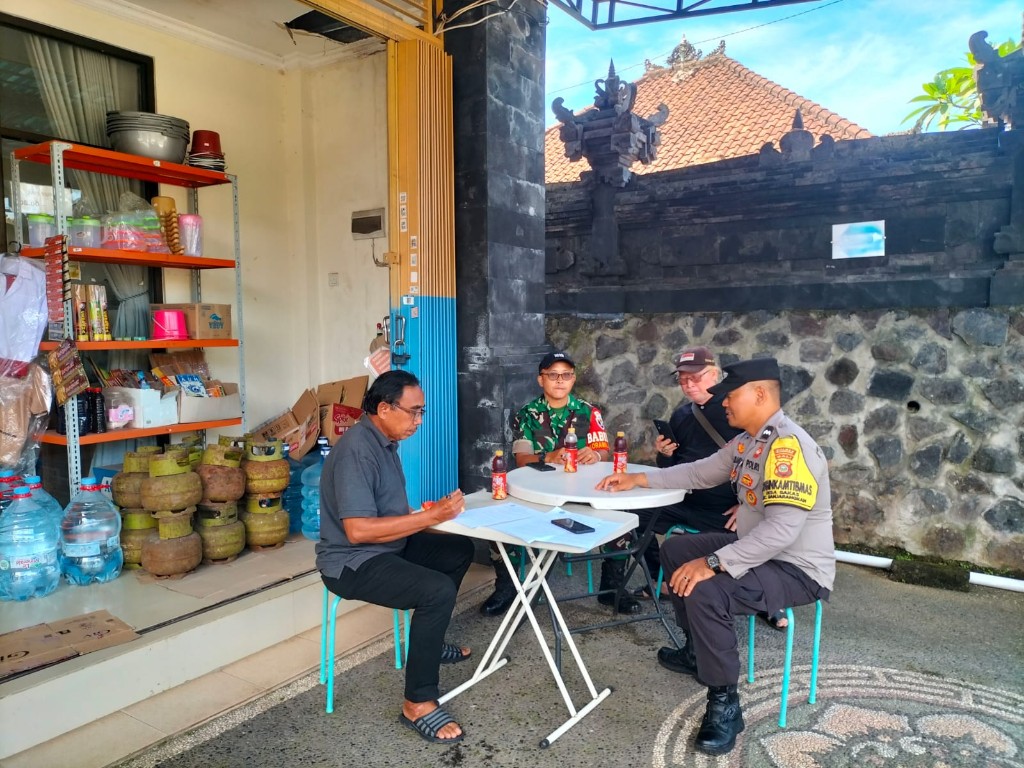 Babinsa Bakas Gelar Komsos Bersama Bendesa Dan KBD