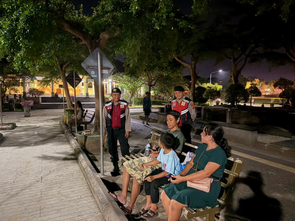 Sat Samapta Polres Klungkung Intensifkan Blue Light Patrol di...