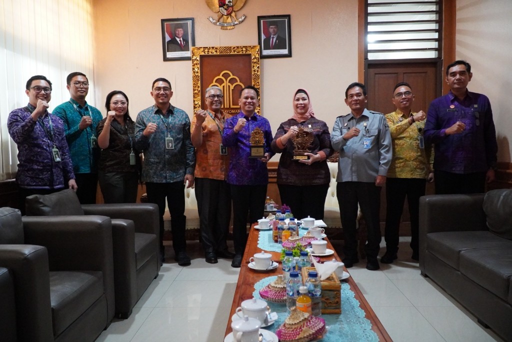 Kanwil Kemenkum Bali Terima Audiensi Bank BPD Bali, Bahas...