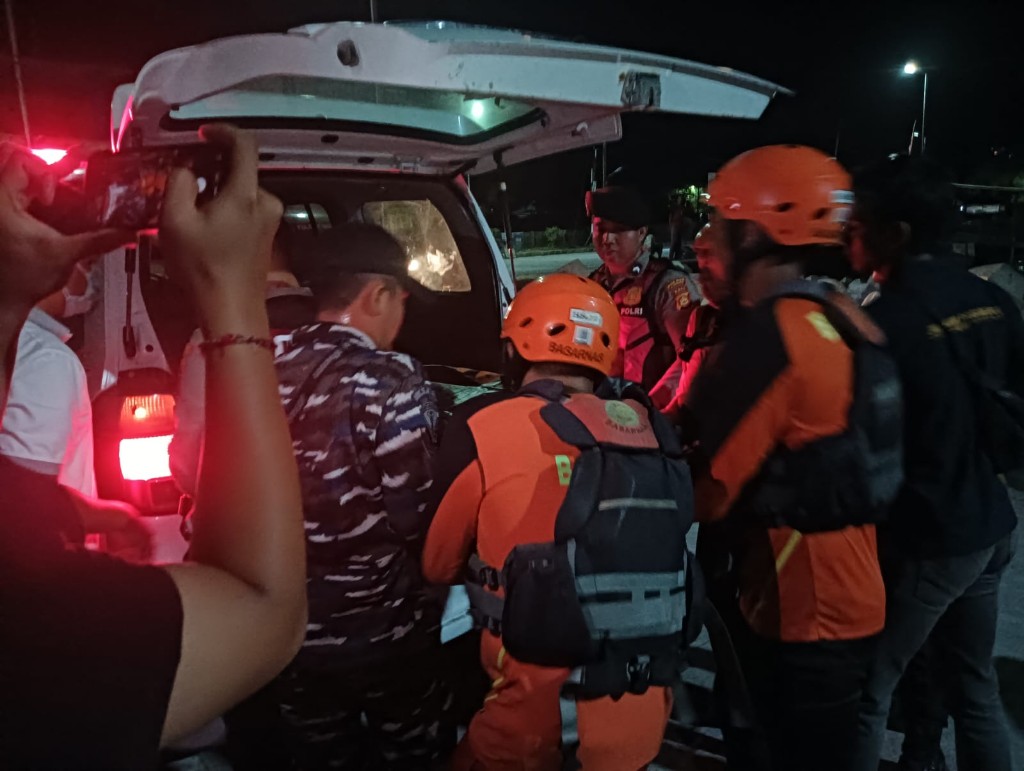 Korban terhempas ombak dipantai Klingking ditemukan meninggal dunia 