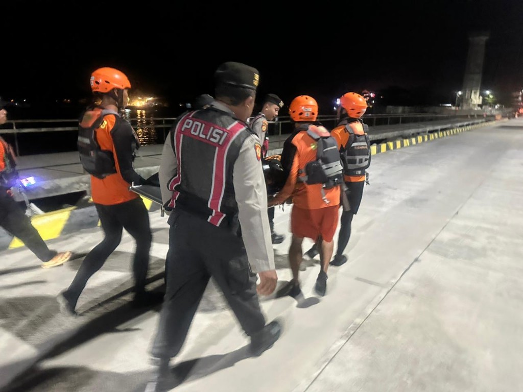 Jenazah Korban Tenggelam di Perairan Nusa Penida Berhasil...