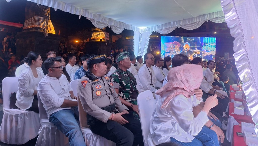 Festival Semarapura Ke 8 Resmi Ditutup, Kapten Ketut Joni Harap Dorong Penguatan Seni Budaya Dan Perekonomian Di Kabupaten Klungkung