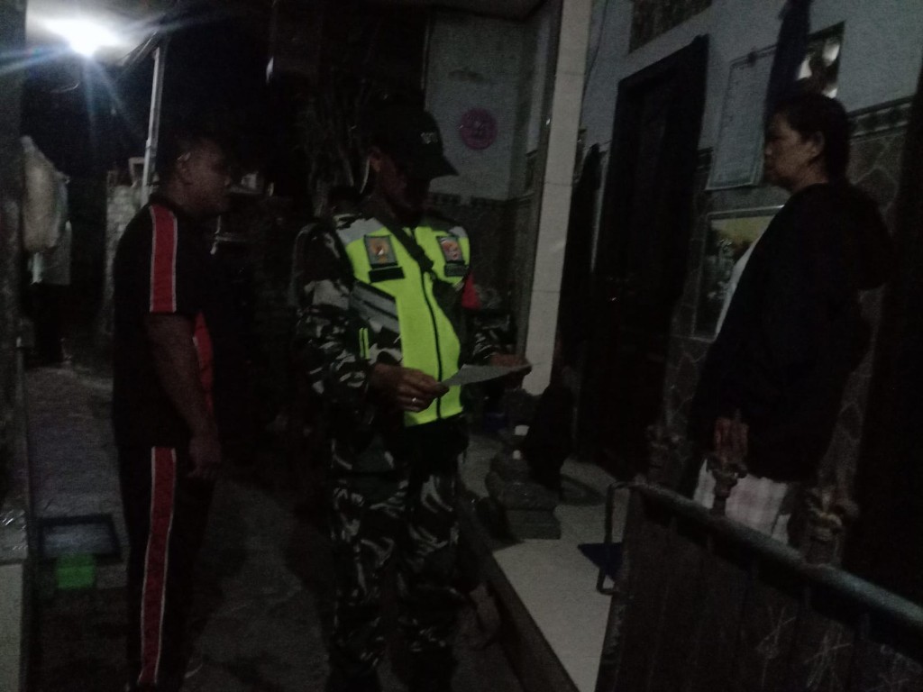 Sidak Penduduk Pendatang di Kelurahan Semarapura Kangin,  Serka Suartana Tegaskan 7 Duktang Belum Lapor Diri Ke Kelurahan
