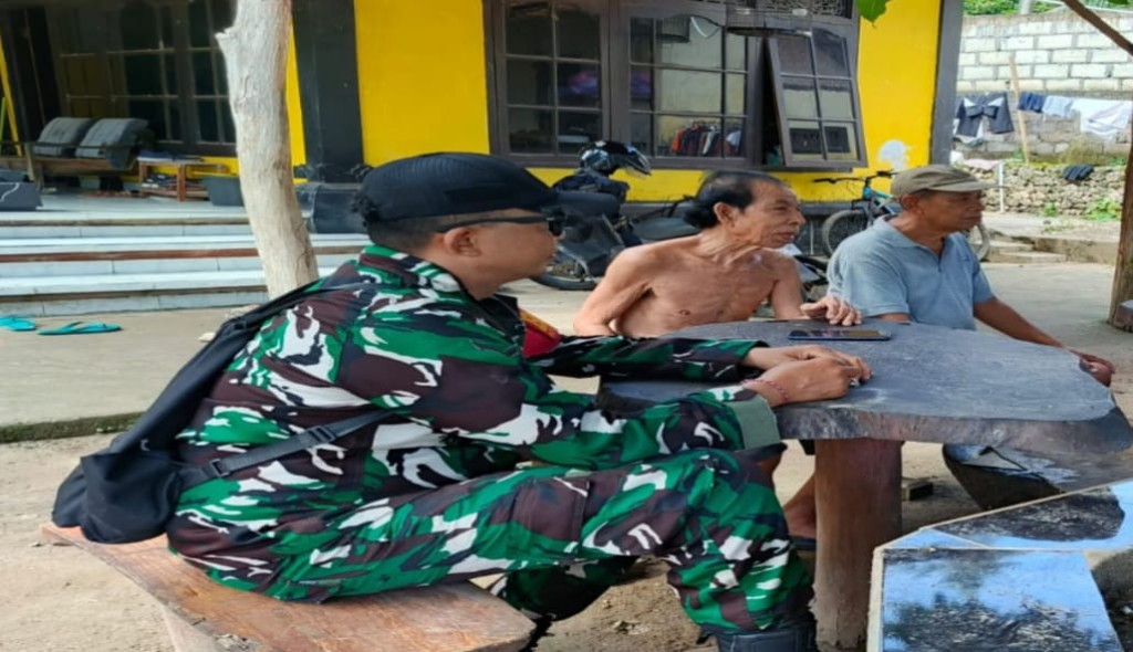 Masifkan Komsos, Cara Babinsa Ped Rangkul Masyarakat