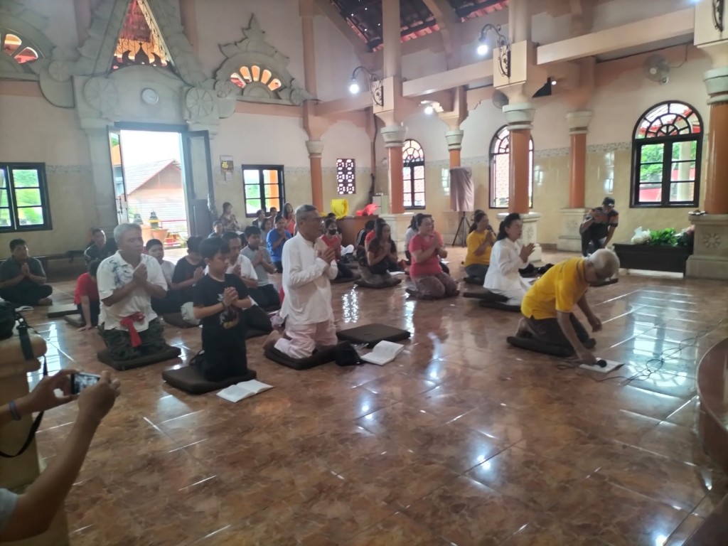 Aparat TNI Polri Di Semarapura Kauh Monitoring Pembersihan Buddha Rupam
