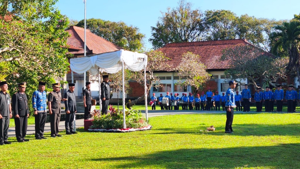 Harkitnas ke-118 di Bangli: Bupati Sedana Arta Tekankan Kedaulatan Digital dan Program Prioritas Nasional. 