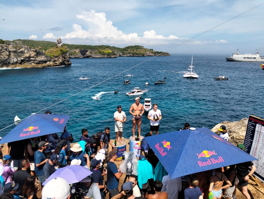 Hadiri Penutupan  Red Bull Cliff Diving World Series 2026, Dandim Klungkung Sebut Perkuat Posisi Bali Sebagai Destinasi Wisata Olahraga Ekstrem Kelas Dunia