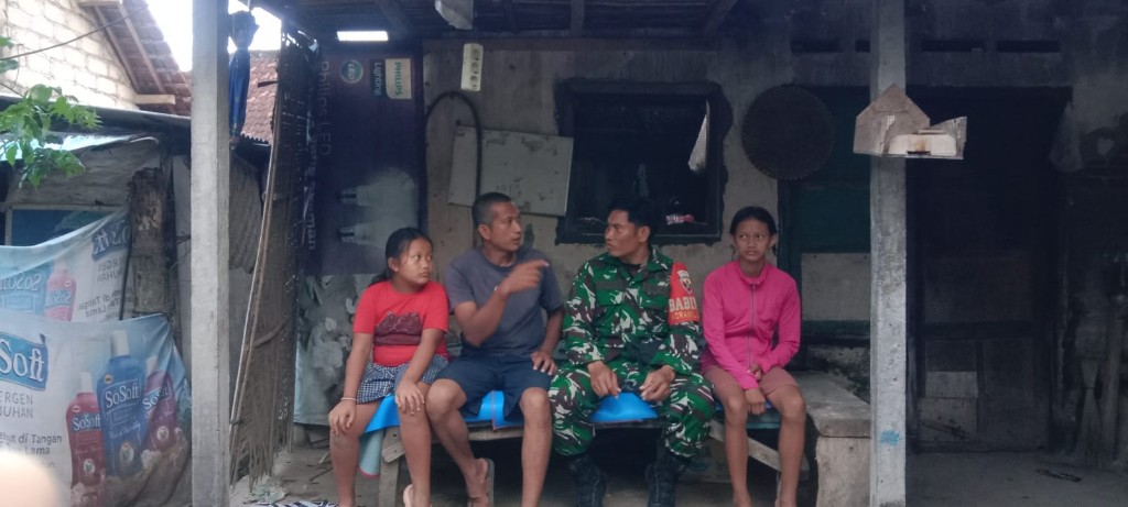 Senyum Bahagia Kadek Sutama, Rehabilitasi Jamban Bantuan Kodim Klungkung Hampir Tuntas