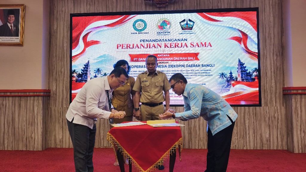 Perkuat Koperasi Lewat Digitalisasi dan SA KEP, BPD Bali dan Dekopinda Jalin Kerja Sama Strategis. 