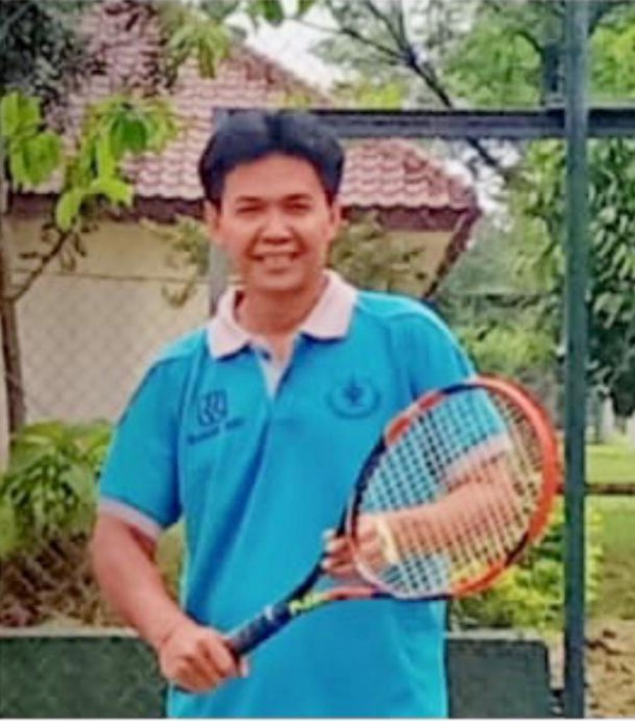 Prof. Dr. Ir. I Komang Gede Wiryawan, Dosen IPB Bogor Asal Desa Pesedahan Karangasem Siap Berlaga Kejurnas Tenis Profesor Indonesia di Bali
