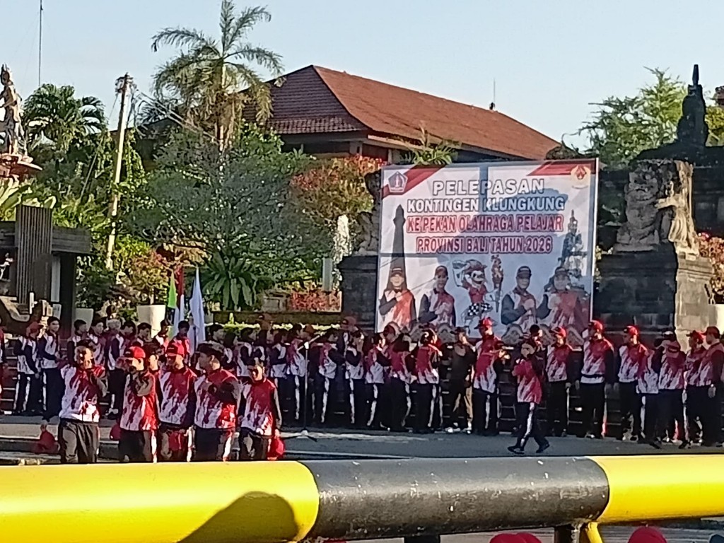 Hadiri Pelepasan Kontingen  Menuju PORJAR  Provinsi  Bali, Danramil Klungkung  Berpesan Berangkat Dengan Kebanggaan, Pulang Membawa Prestasi