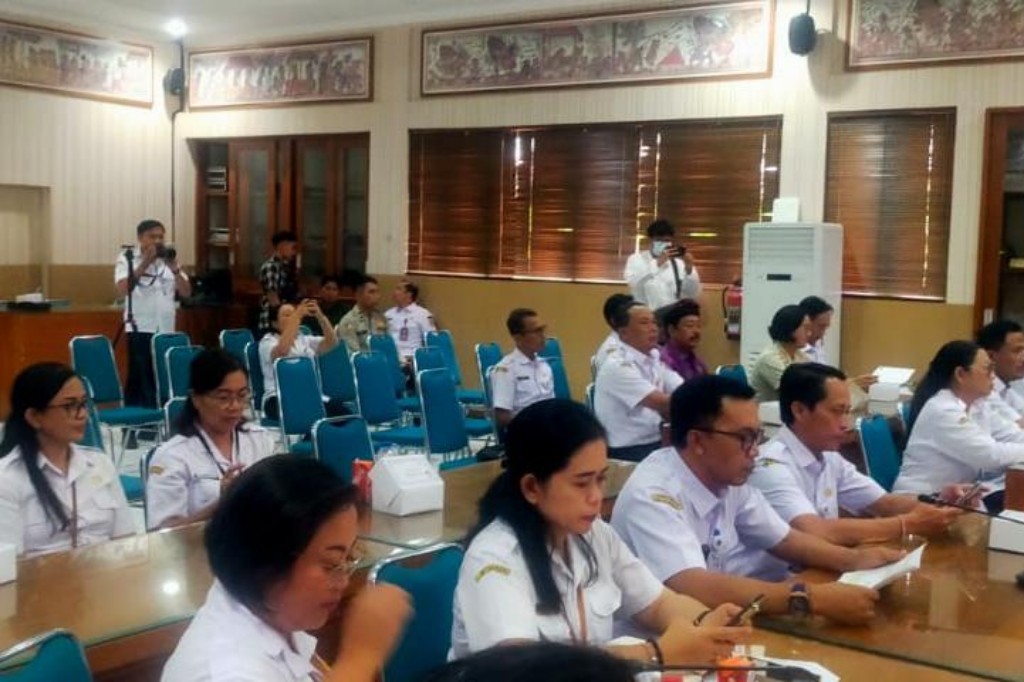 Tingkatkan Minat Baca Generasi Muda, Kapten Ketut Joni Hadiri Rakor  Pekan Literasi dan Pendidikan Tahun 2026