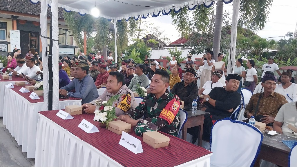Kenaikan Kelas dan Pelepasan Pelajar  Kelas VI SDN 3 Lembongan,  Koptu Kuswara Berpesan Jaga Nama Baik Almamater