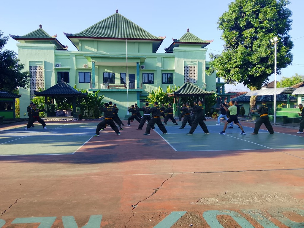 Menuju UKT Sabuk Hijau, Kodim Klungkung Tingkatkan Kemampuan Prajurit Melalui Latihan PSM