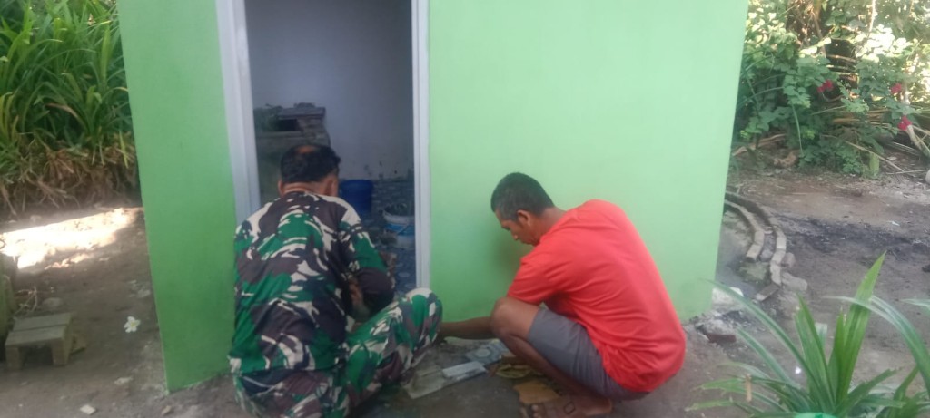 Tuntas, Rehab Jamban Sehat Kodim Klungkung Di Desa Banjarangkan Capai 100 Persen