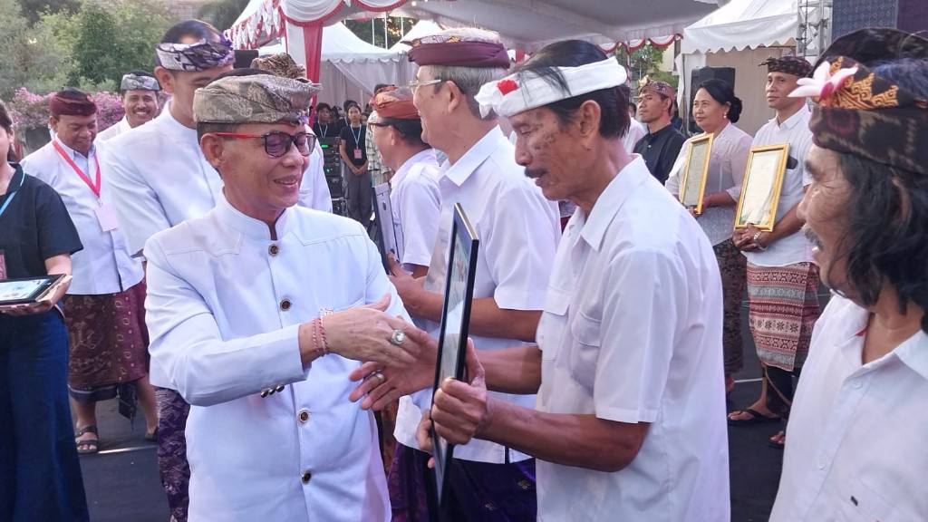 Perkuat Sinergi Wujudkan Pendidikan Bermutu Menuju Klungkung Mahottama, kapten Ketut Joni Hadiri Pembukaan Pekan Literasi dan Pendidikan Tahun 2026
