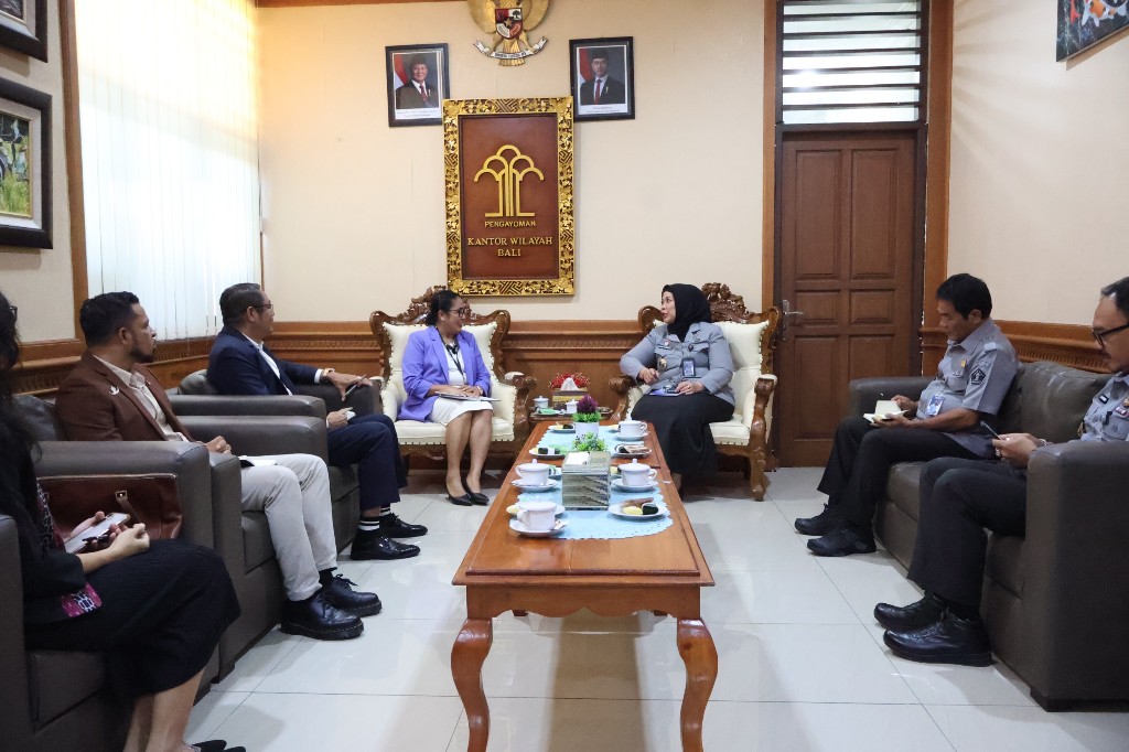 Perkuat Hubungan Bilateral, Kakanwil Kemenkum Bali Terima Audiensi Konsulat Jenderal Timor Leste