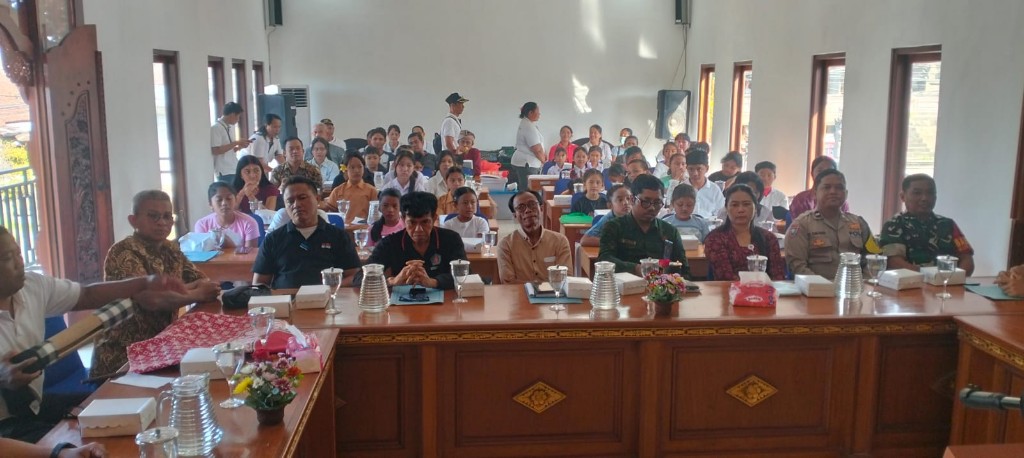 Sinergi Bangun Semangat Patriotisme dan Nasionalisme, Serka Made Arta Sukseskan Peringatan Bulan Bung Karno VIII