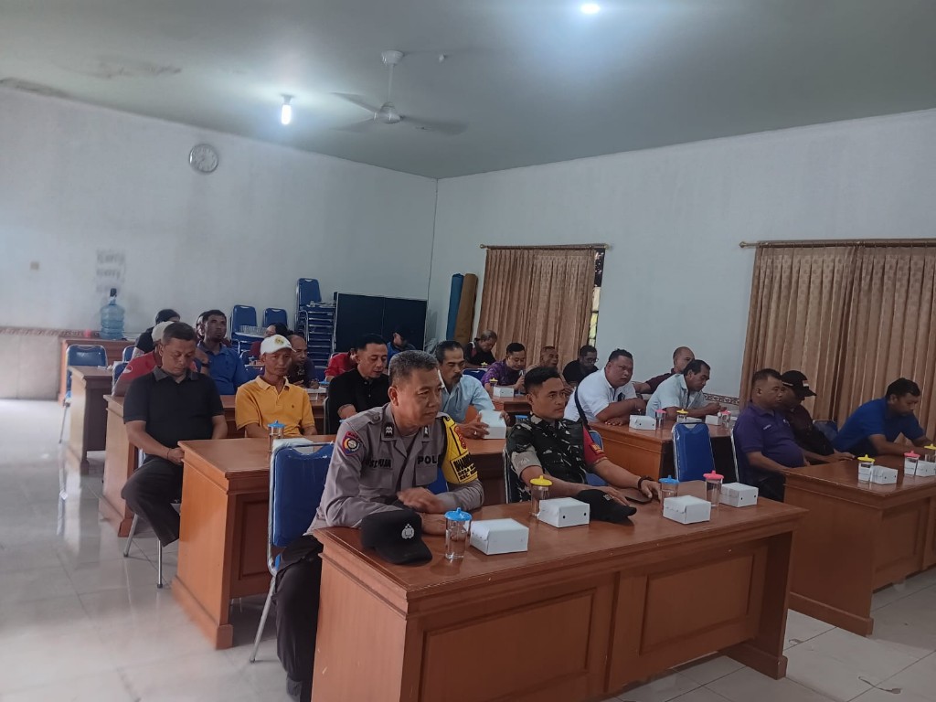Hadiri Rapat Pembentukan dan Pelantikan Panitia Pemilihan Perbekel, Serda Nyoman Bagus  Siap Bersinergi Sukseskan Pesta Demokrasi di Desa Manduang 