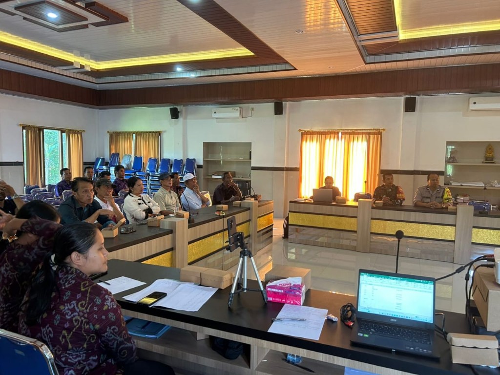 Musdes Penyusunan RKPDes Desa Selat, Serda Nengah Kemardika Tekankan Pentingnya Sinergi dan Kondusifitas Wilayah Dalam Mensukseskan Pembangunan Desa