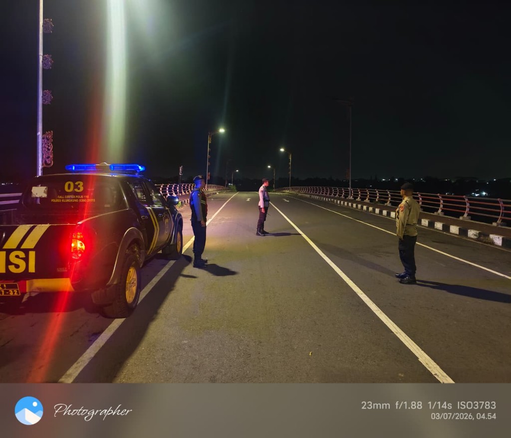 Respon Cepat Laporan Call Center 110, Polsek Dawan Bubarkan Aksi Balap Liar di Jembatan Merah.
