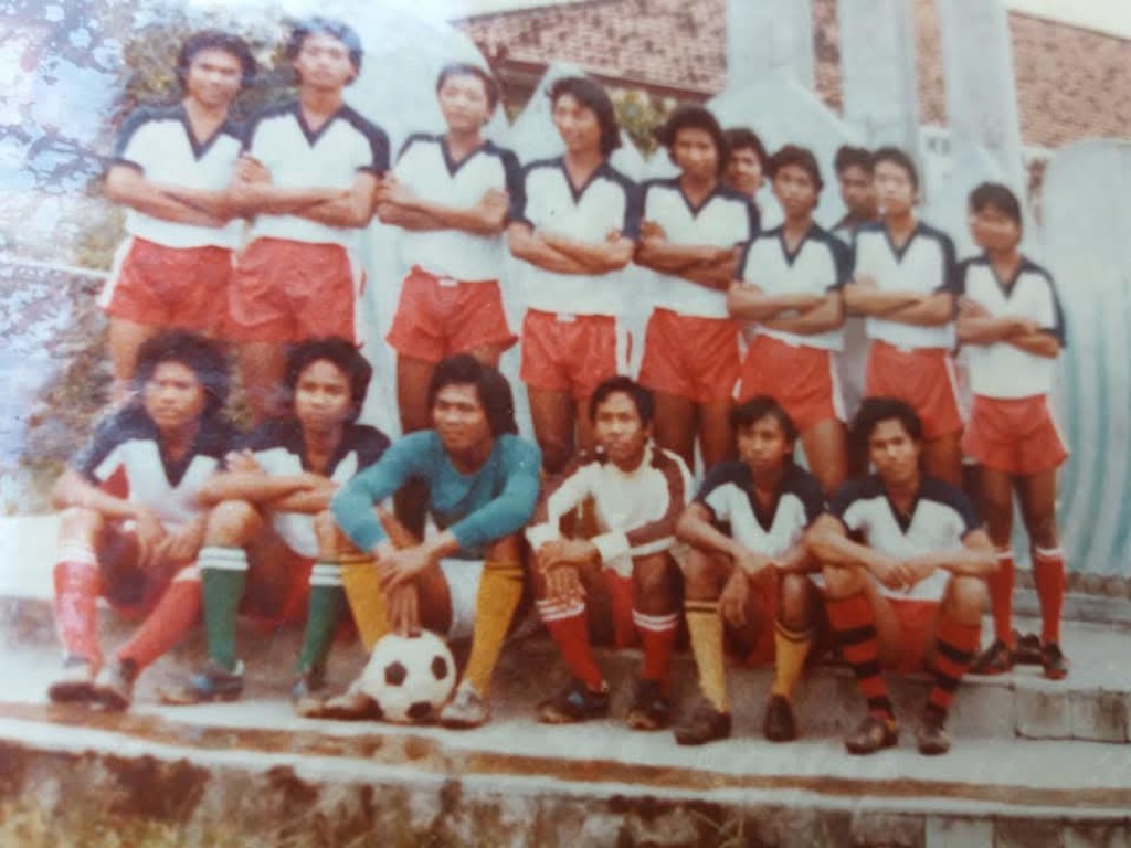 PIALA DUNIA 2026 (bagian 4)

INDONESIA MUDA AMLAPURA TAHUN 1980-AN

MAYORITAS PEMAIN SISWA SMAN KARANGASEM