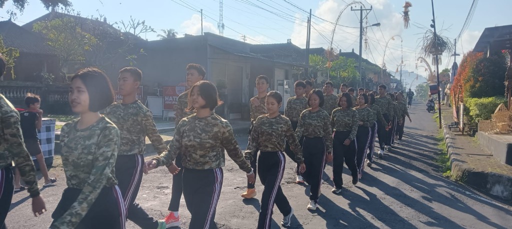 Akhir Pekan Sehat dan Kompak, Kodim Klungkung KKRI Gelar Olahraga Bersama Siswa Siswi KKRI