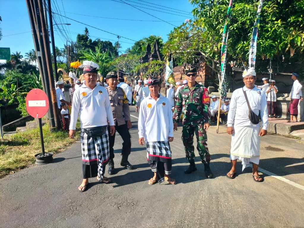 Begini Potret Solid Dan Kompaknya TNI Polri dan Pecalang di Klungkung