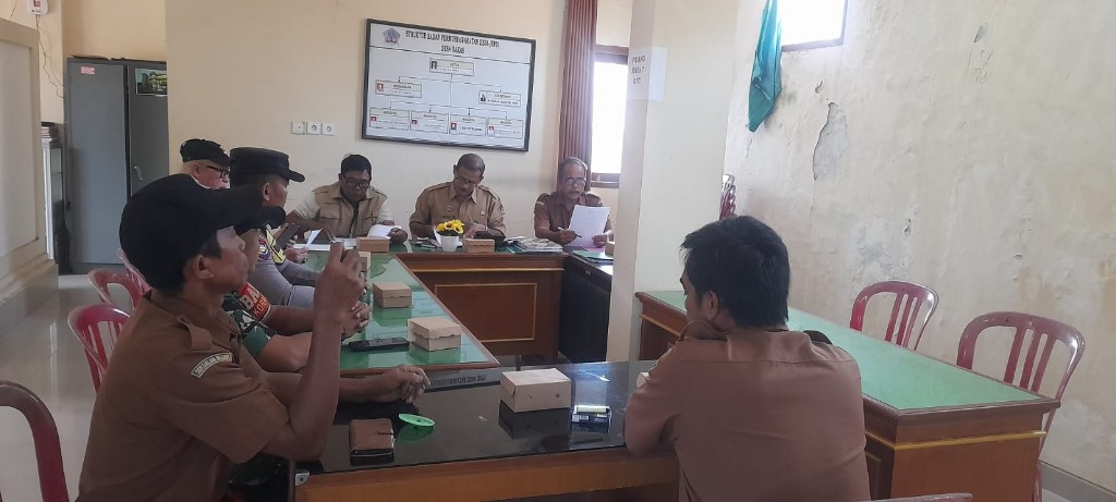 Babinsa Bakas Tegaskan 4  Bakal Calon Perbekel Desa Bakas...