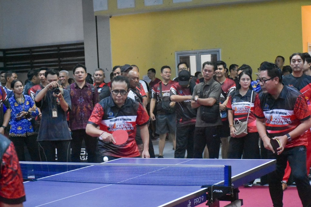 Wali Kota Jaya Negara Buka Turnamen Tenis Meja Hari Pajak 2026.


Wujud Sinergi dan Kolaborasi, Tekankan Pajak Rakyat untuk Kesejahteraan Rakyat.
