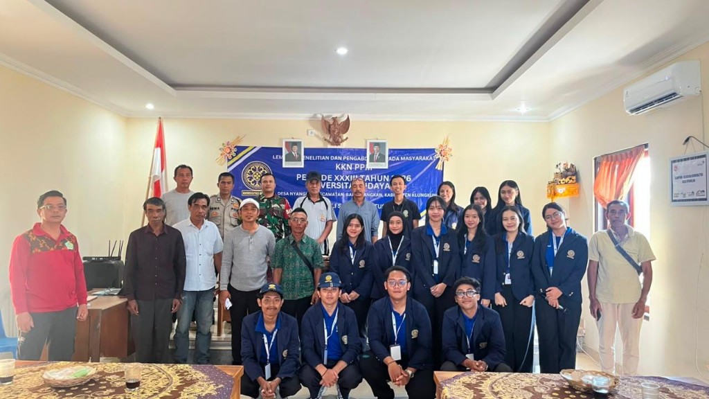 Hadiri Penerimaan KKN Mahasiswa Universitas Udayana Periode XXXIII Tahun 2026, Babinsa Nyanglan Tegaskan Jadikan Wahana Pengabdian Bagi Masyarakat