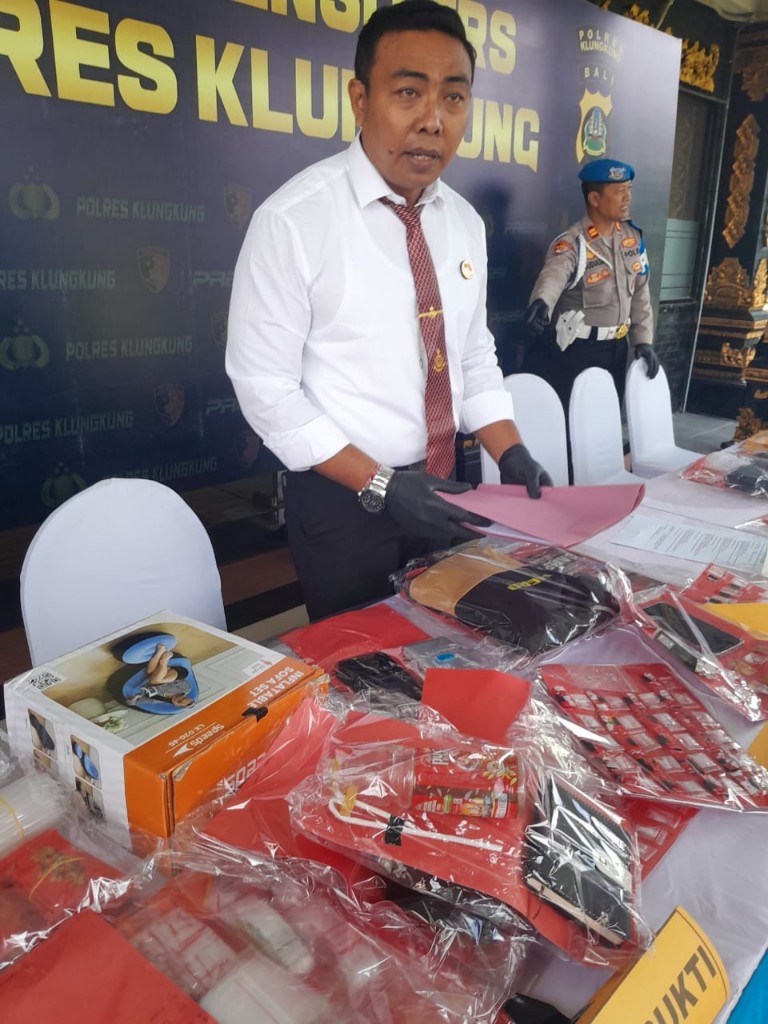 Polres Klungkung Ungkap Empat Kasus Peredaran Narkotika, Amankan Empat Pengedar dengan Barang Bukti Hampir 30 Gram Sabu.