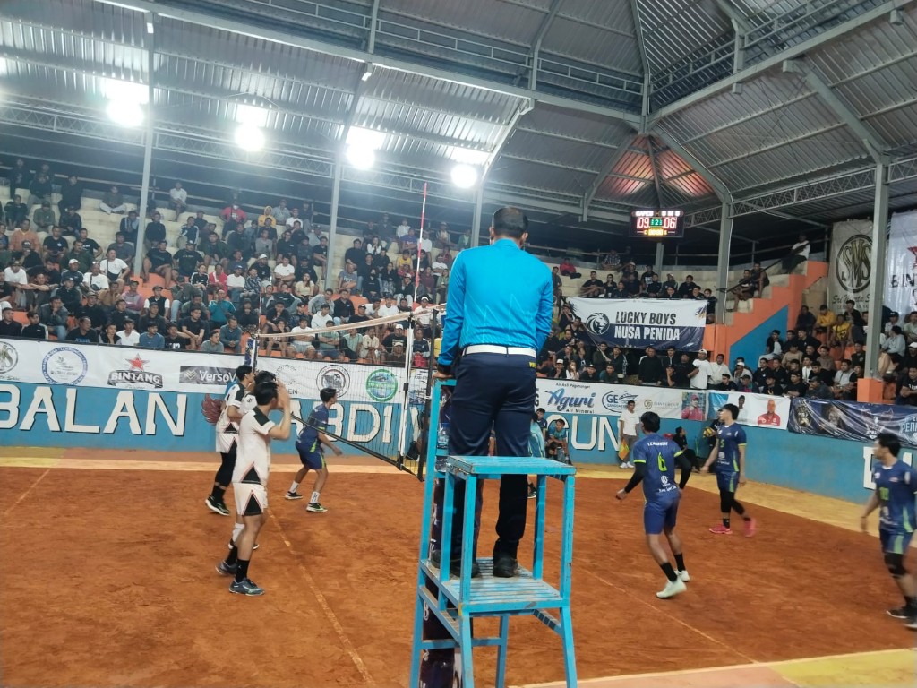 Turnamen Bola Volly Luky Boys Cup I Dusun Gembalan Resmi Ditutp, Babinsa Selat Ungkap Tim Sms Lembongan Jadi Yang Terbaik