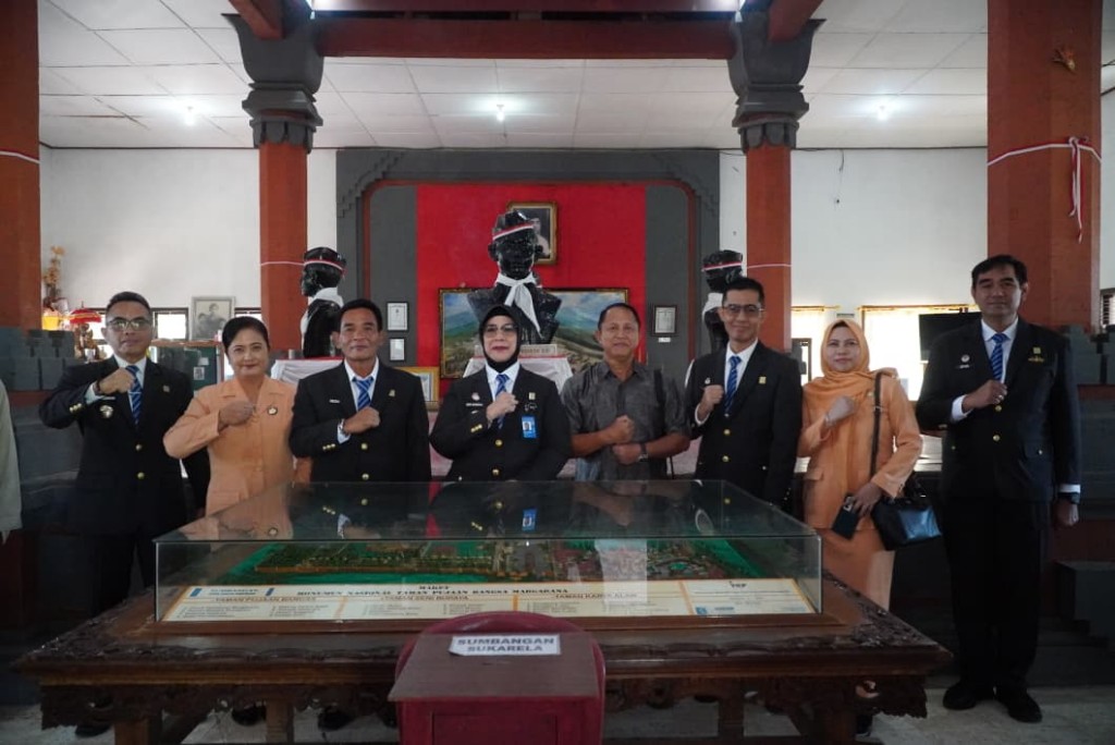 Kakanwil Kemenkum Bali Teladani Semangat Juang Pahlawan melalui Kunjungan ke Museum Margarana