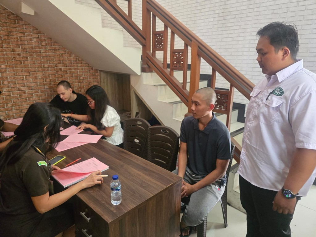 Unit Reskrim Polsek Dentim Limpahkan Tersangka dan Barang Bukti...