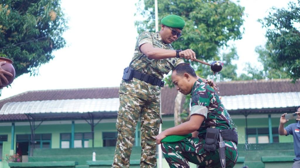 Sah!! Letda Cku I Gede Suardika Resmi Jadi Bagian Keluarga Besar Kodim Klungkung