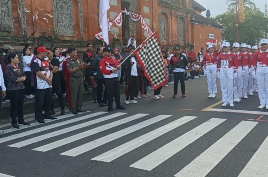 Semarak HUT RI Ke 81, Dandim Klungkung Optimalkan Babinsa Kawal Lomba Gerak Jalan