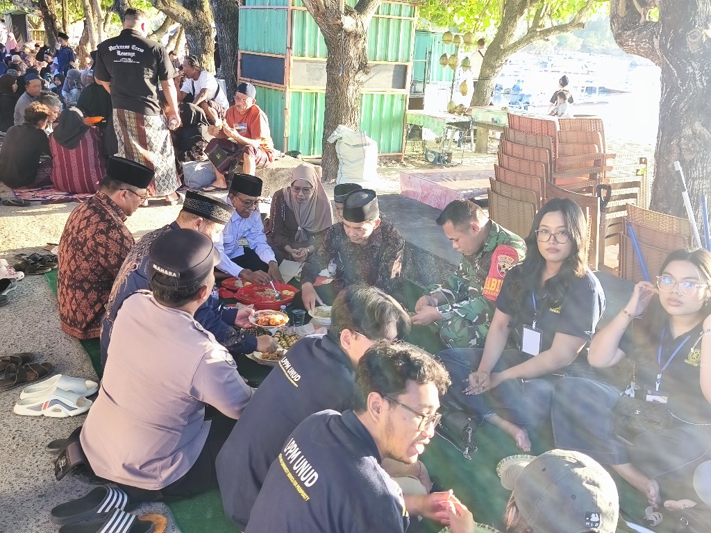 Tradisi Saparan di Desa Kampung Toyepakeh 