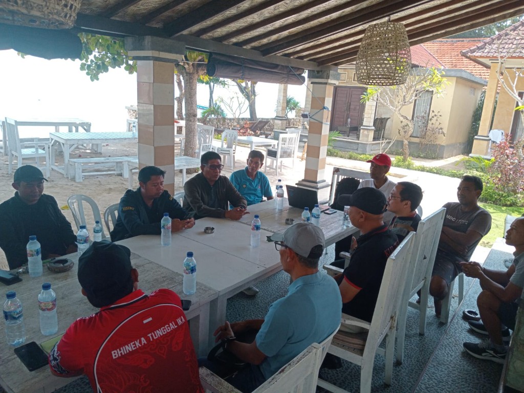 Tegaskan Dukungan Pembangunan Infrastruktur Air Minum, Danunit Intel Kodim Klungkung Ikut Serta  Monev KPBU di Nusa Lembongan