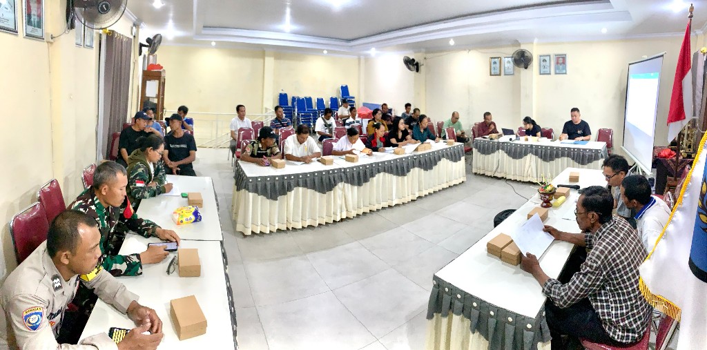 Hadiri Rapat Bahsa Anggaran RKP Desa Satra, Serka Gusti Armawan Tekankan Pentingnya Sinergi dan  Partisipasi Aktif Seluruh Pihak