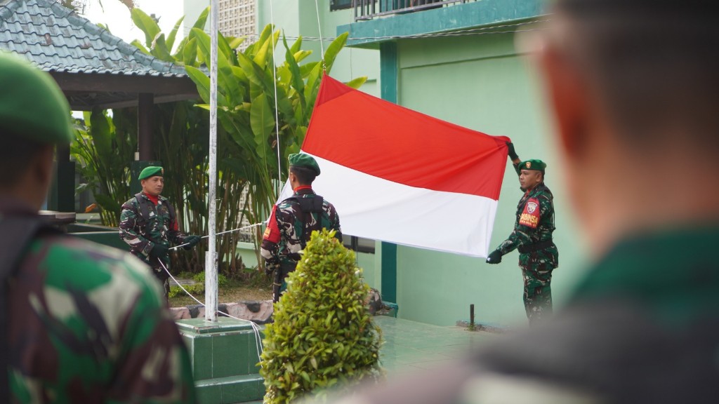 Jadi Irup Upacara bendera Hari Senin, Dandim Klungkung Tekankan Disiplin, Loyalitas dan Profesionalisme