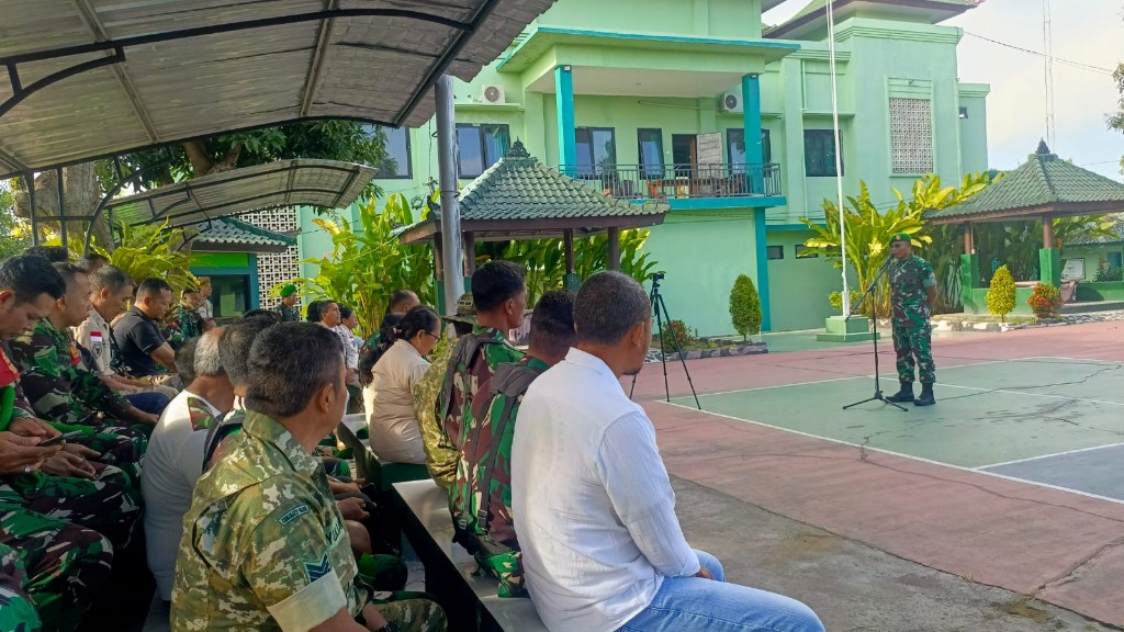 Tekankan 5 Pilar Berkendara dan Antisipasi Kebakaran, Dandim Klungkung Gelar Jam Komandan